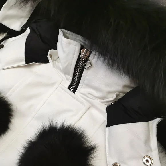 Moose Knuckles Stirling Parka-Snow White - Picture 9 of 9